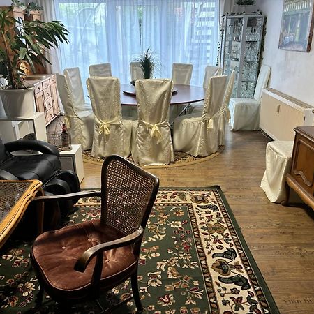 Eifeltoerchen Bed and Breakfast Kirchheim  Eksteriør billede
